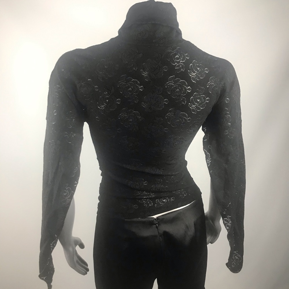 Nell Black Rose Blouse Sz Medium - Picture 4 of 5